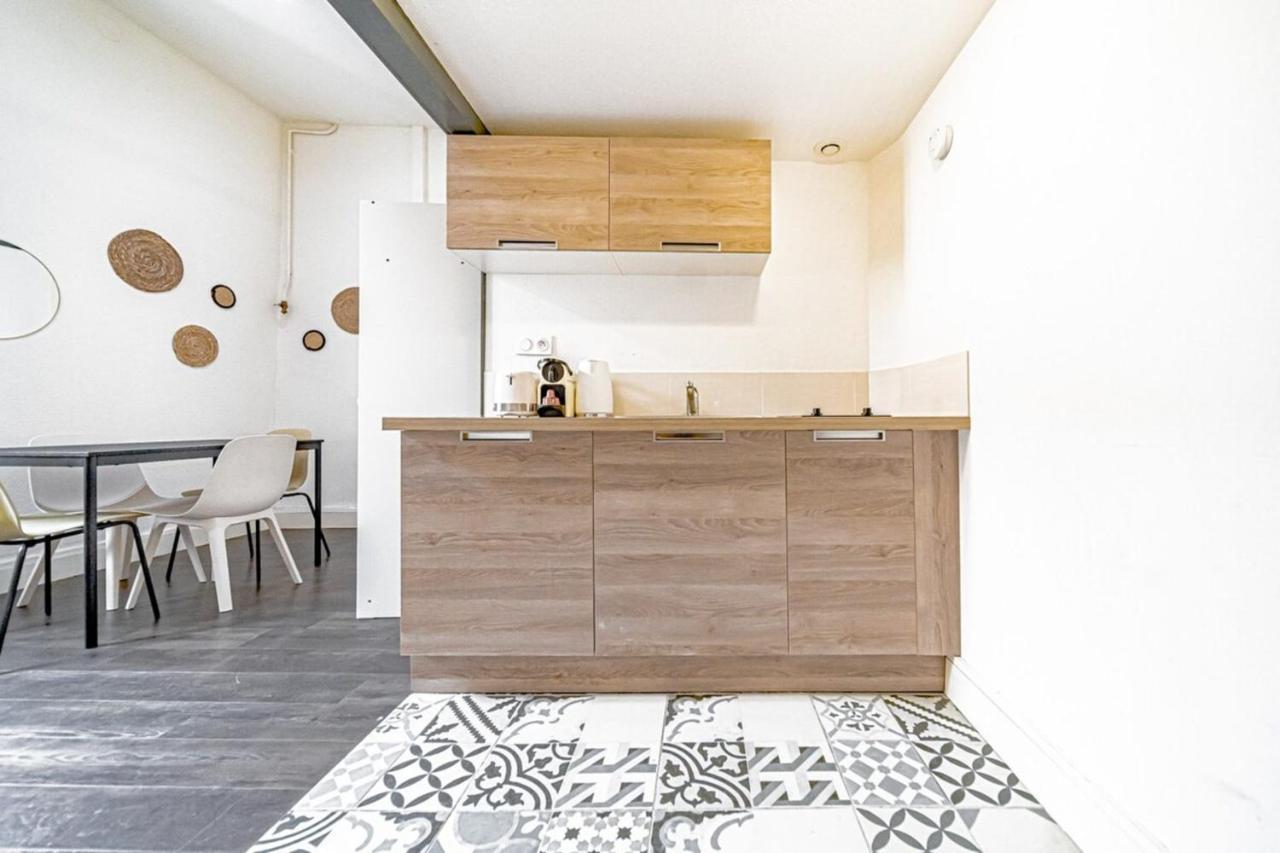 Апартаменти Studio Dumas-Charmant 2 Pers-Metro Valmy Ліон Екстер'єр фото